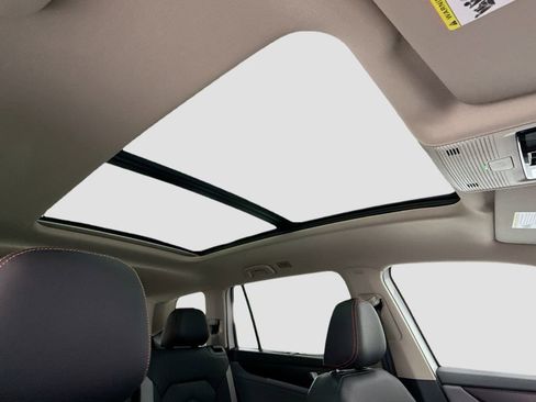New 2026 Volkswagen Atlas Peak Edition AWD/4WD image 16