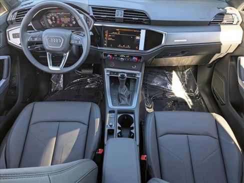 New 2025 Audi Q3 2.0T Premium image 13