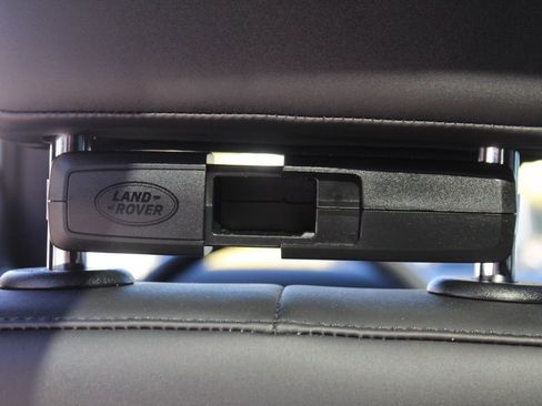 Used 2024 Land Rover Defender 130 Outbound image 36