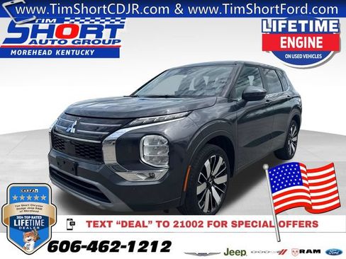 Used 2025 Mitsubishi Outlander AWD image 1