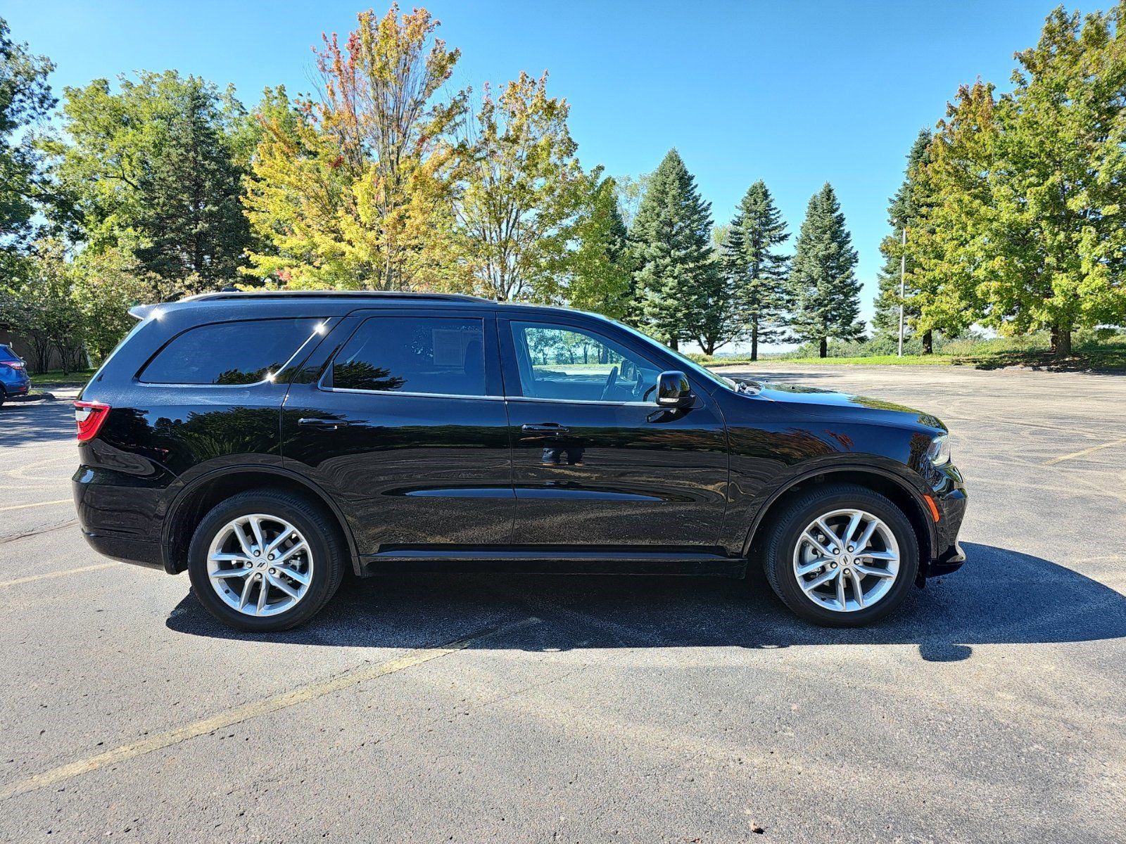 Used 2025 Dodge Durango GT AWD/4WD image 7