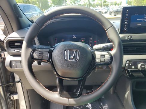 New 2026 Honda Pilot Sport image 22