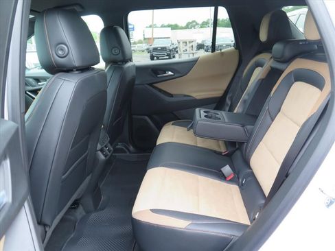 New 2026 Chevrolet Equinox ACTIV w/ Convenience Package III image 14