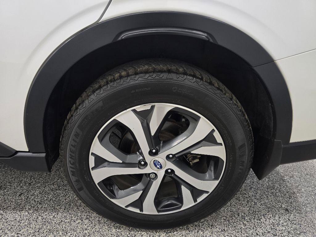 Used 2021 Subaru Outback Limited AWD/4WD image 32