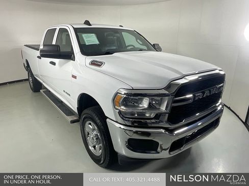 Used 2021 RAM 2500 Tradesman w/ Chrome Appearance Group AWD/4WD image 3