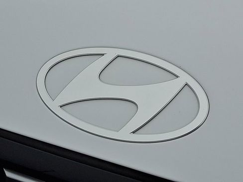 Certified 2025 Hyundai Santa Fe SE image 31