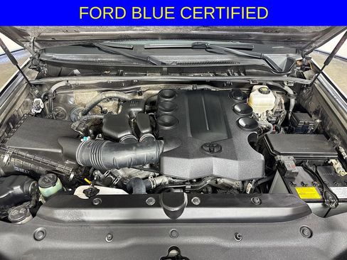 Used 2022 Toyota 4Runner TRD Off-Road Premium image 29