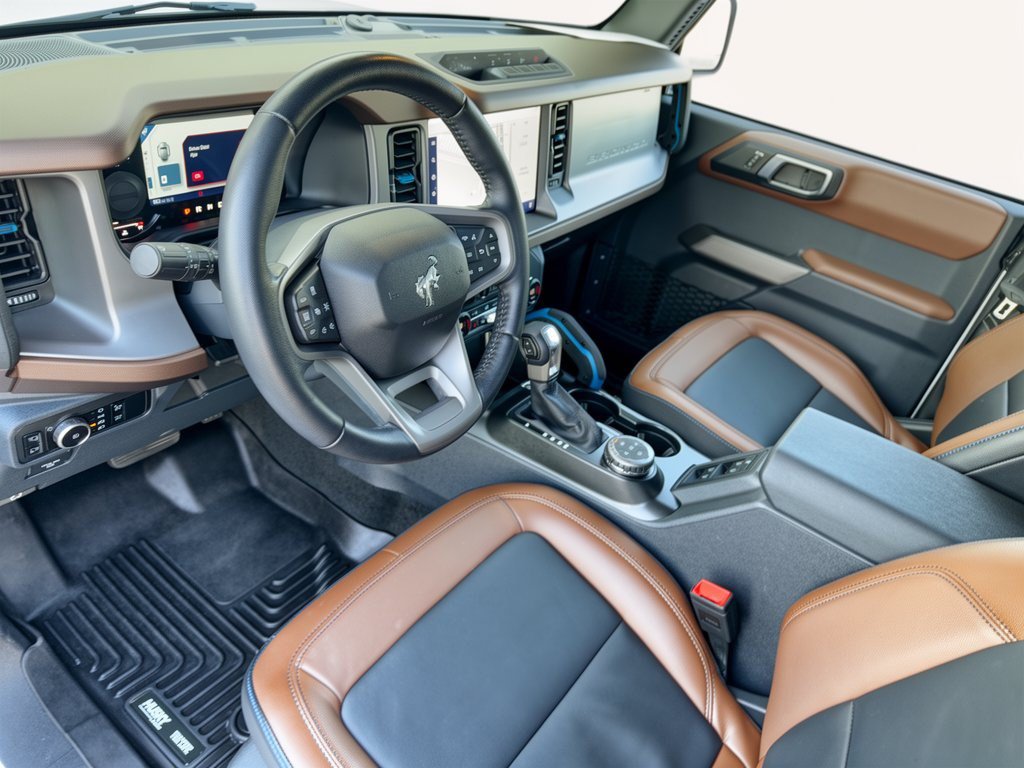 Used 2023 Ford Bronco Outer Banks AWD/4WD image 4