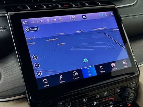 Certified 2025 Jeep Grand Cherokee Limited w/ Luxury Tech Group II AWD/4WD image 22