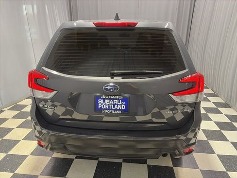 Used 2022 Subaru Forester AWD/4WD image 5