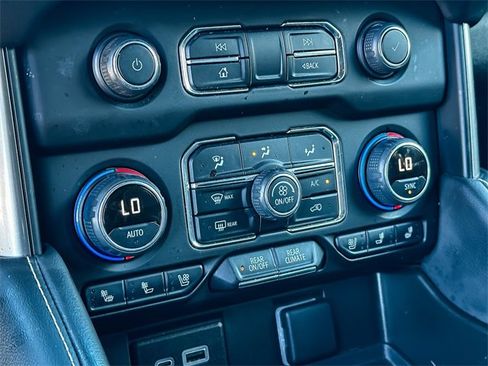 Used 2024 Chevrolet Tahoe Premier image 24