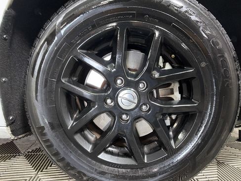 Used 2022 Chrysler Pacifica Touring-L FWD image 37