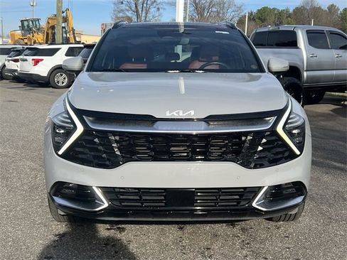 Certified 2024 Kia Sportage SX image 3