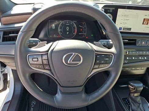 Used 2023 Lexus ES 350 w/ Premium Package FWD image 16