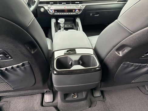 New 2025 Kia Telluride EX image 24