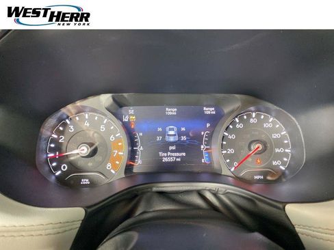 Used 2022 Jeep Compass Limited AWD/4WD image 2