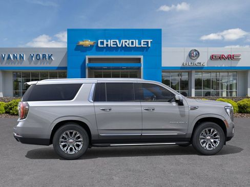 New 2026 GMC Yukon XL Denali image 29