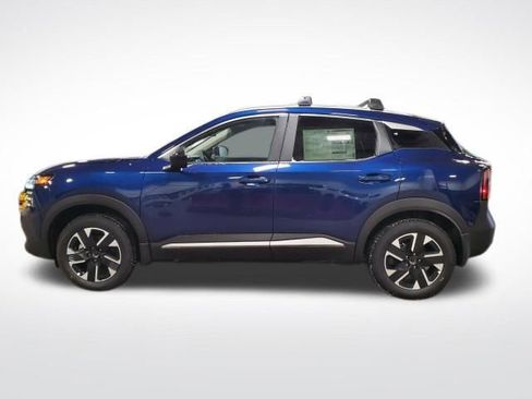 New 2026 Nissan Kicks SV image 2