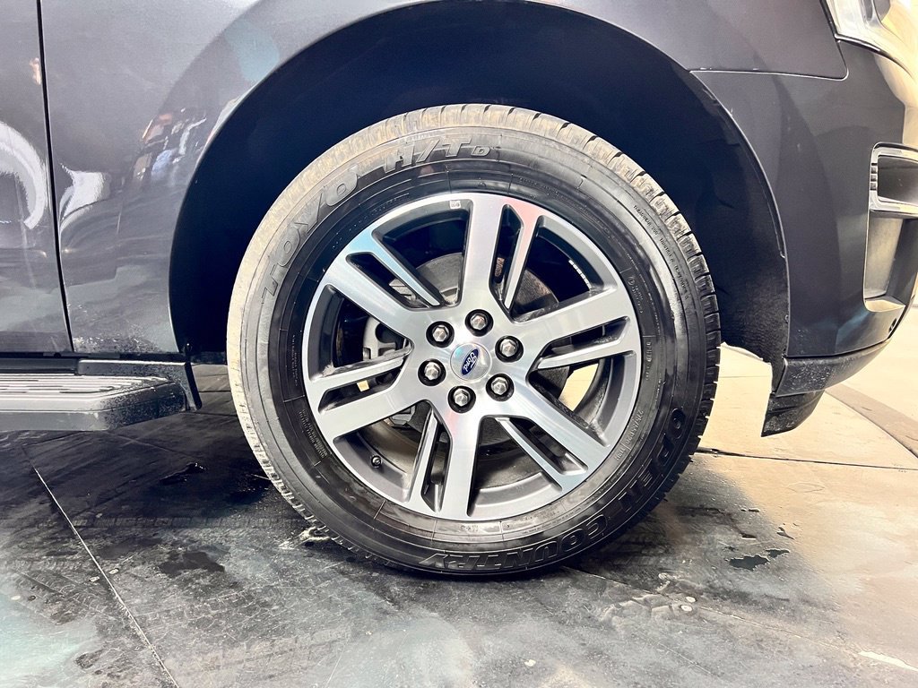 Used 2024 Ford Expedition Limited RWD image 28