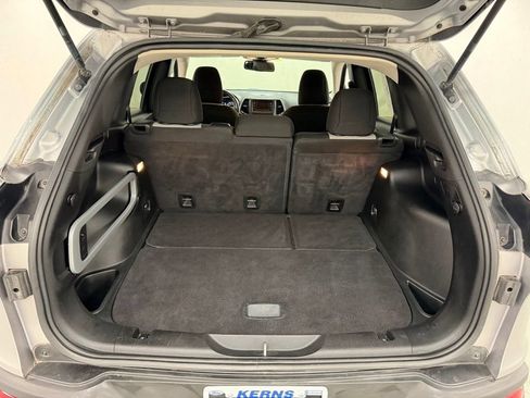 Used 2014 Jeep Cherokee Latitude FWD image 5