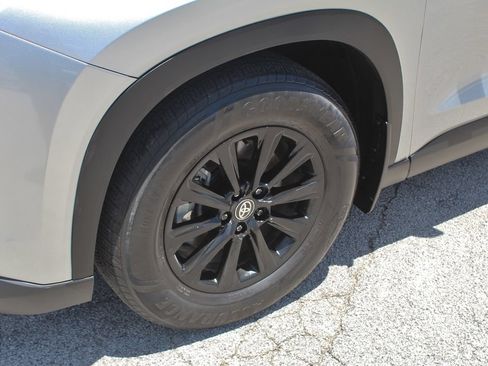 Used 2024 Toyota Grand Highlander FWD image 7