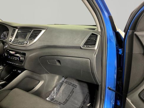 Used 2017 Hyundai Tucson Sport FWD image 25