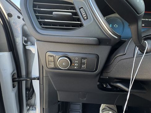 New 2025 Ford Escape Plug-in Hybrid w/ PHEV Premium Package image 11