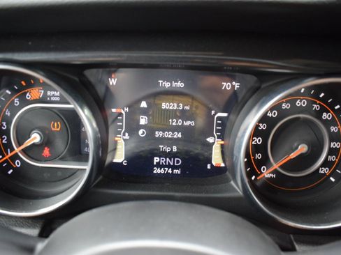 Used 2023 Jeep Wrangler Unlimited Sport AWD/4WD image 18