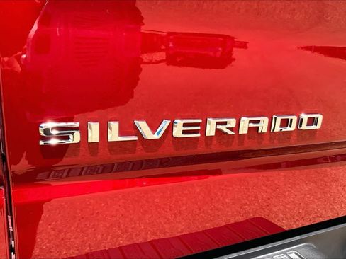 Used 2020 Chevrolet Silverado 1500 High Country w/ Z71 Off-Road Package AWD/4WD image 31