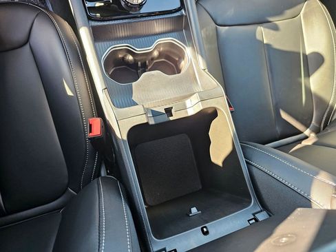 New 2025 Jeep Grand Cherokee L Limited w/ Black Appearance Package image 24