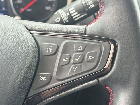 Used 2023 Chevrolet Equinox RS AWD/4WD image 25