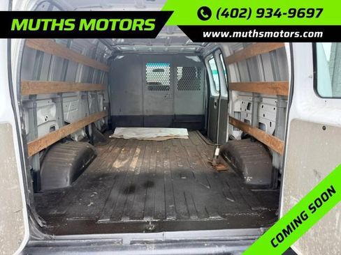 Used 2010 Ford E-250 and Econoline 250 RWD image 4