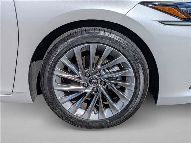 Used 2021 Lexus ES 350 Ultra Luxury w/ Accessory Package 2 FWD image 25