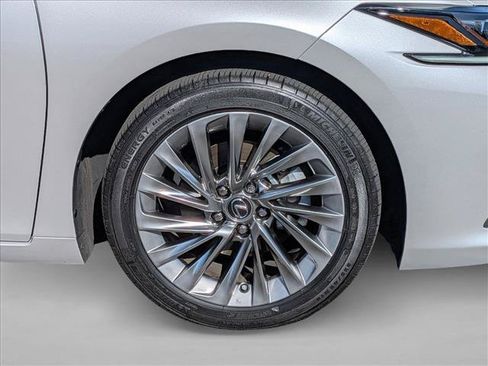 Used 2021 Lexus ES 350 Ultra Luxury w/ Accessory Package 2 FWD image 25