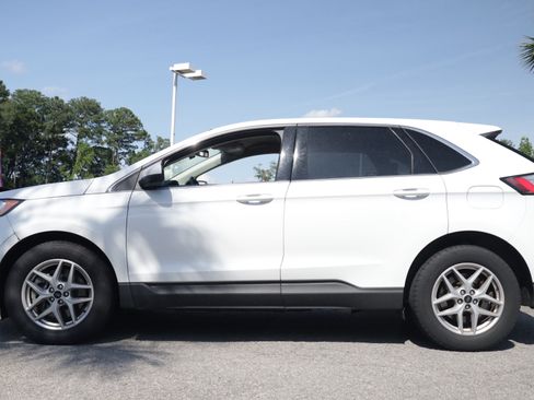 Used 2024 Ford Edge SEL AWD/4WD image 2