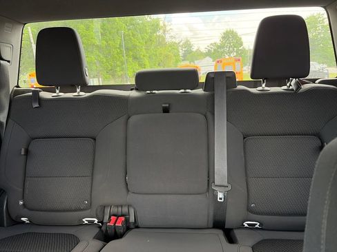 Used 2022 Chevrolet Silverado 2500 Custom w/ Custom Value Package AWD/4WD image 31