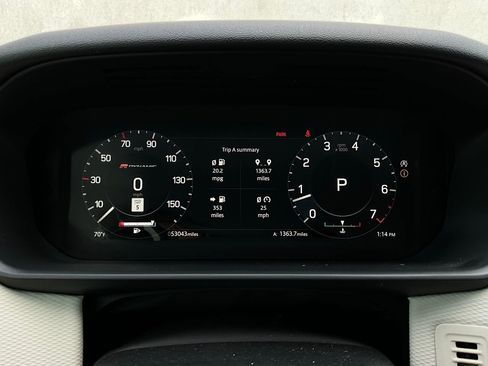 Used 2022 Land Rover Discovery S R-Dynamic image 45