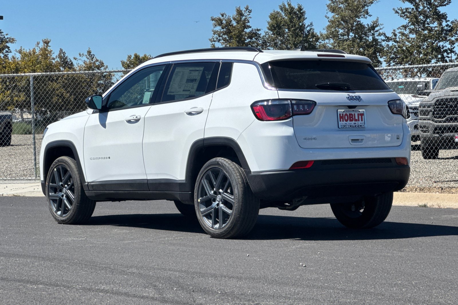 New 2026 Jeep Compass Latitude AWD/4WD image 5
