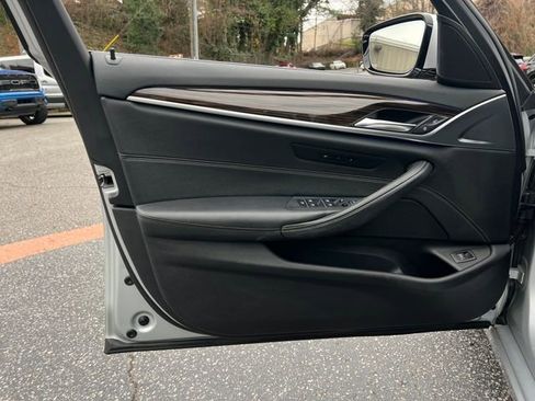 Used 2019 BMW 530i w/ Convenience Package image 10