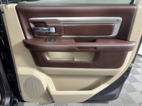 Used 2020 RAM 1500 Classic SLT image 26