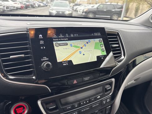 Used 2021 Honda Pilot Touring image 24