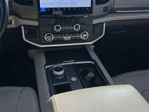 Certified 2024 Ford Expedition Max Limited image 18
