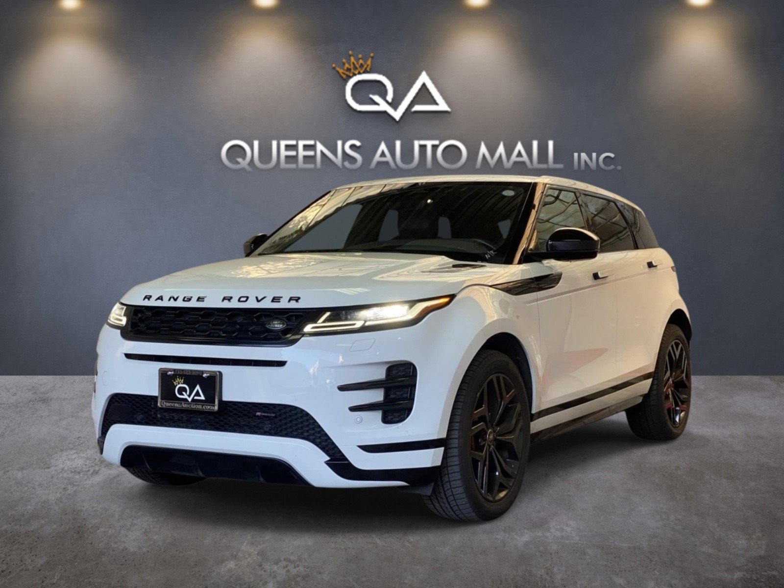 Used 2023 Land Rover Range Rover Evoque R-Dynamic SE AWD/4WD image 3