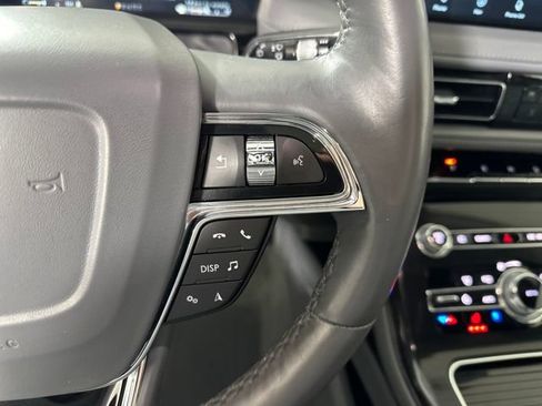 Used 2022 Lincoln Nautilus Reserve image 16