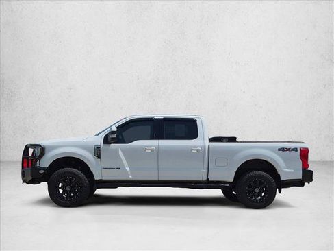 Used 2019 Ford F250 Lariat w/ Lariat Value Package AWD/4WD image 8