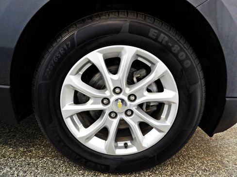 Used 2019 Chevrolet Equinox LS FWD image 21