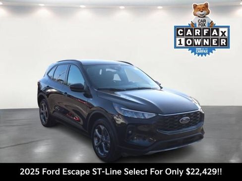 Used 2025 Ford Escape ST-Line Select AWD/4WD image 1