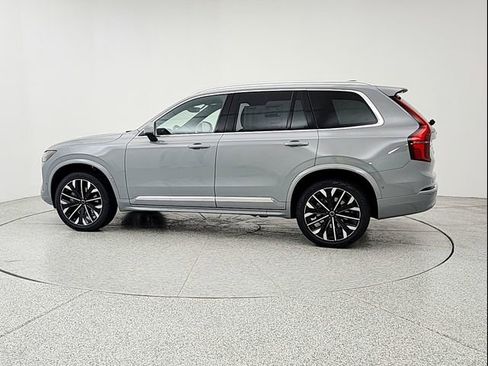 New 2026 Volvo XC90 B5 Plus w/ Protection Package image 7