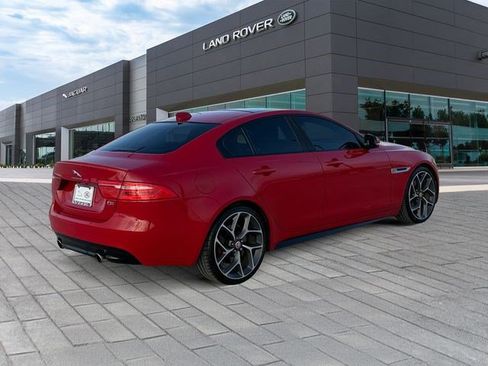 Used 2018 Jaguar XE S RWD image 5