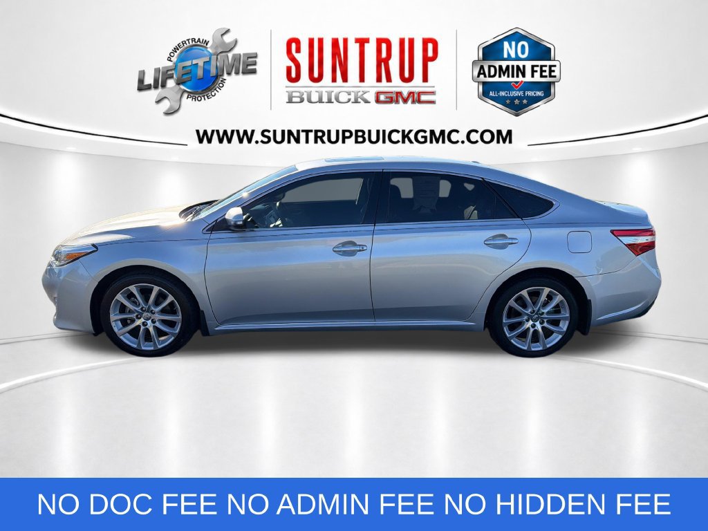 Used 2013 Toyota Avalon XLE Touring FWD image 2